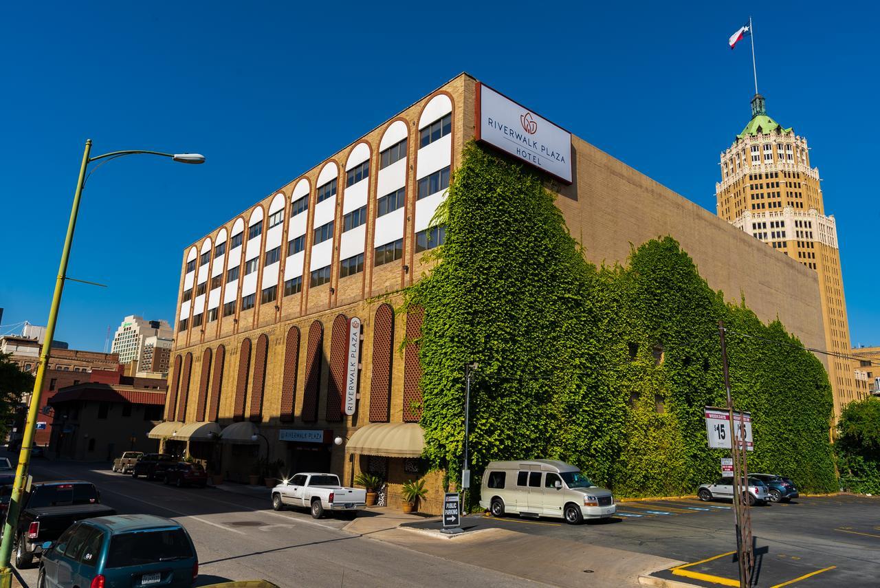 Riverwalk Plaza Hotel San Antonio Exterior photo